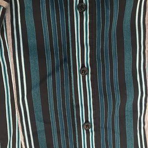 Women’s xsmall button down